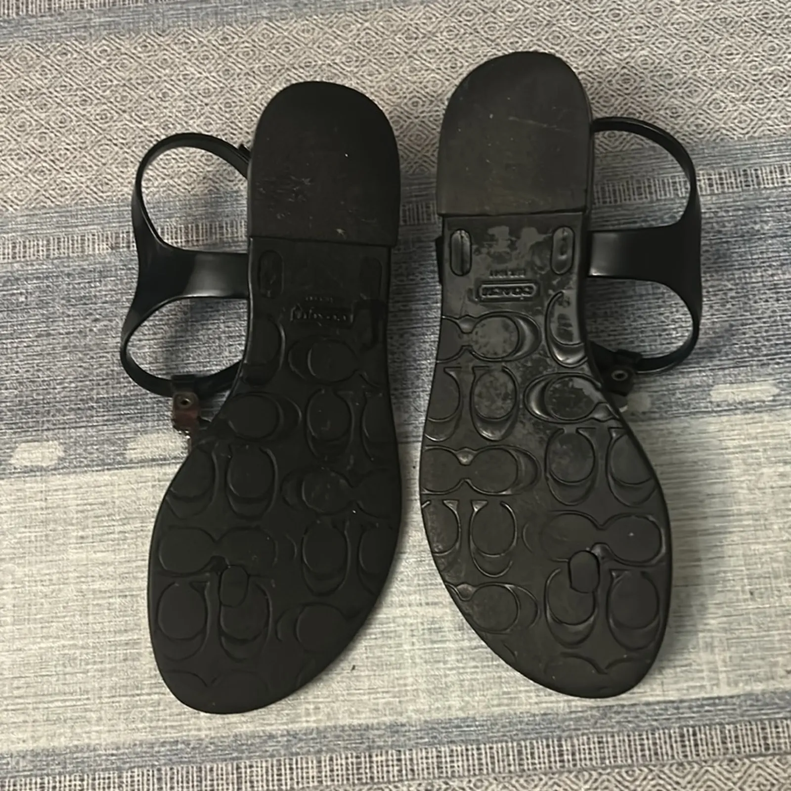 Coach Piccadilly Black Jelly Sandals 6B Quiet Luxury Heritage Slow Fashion Prep - Image 3