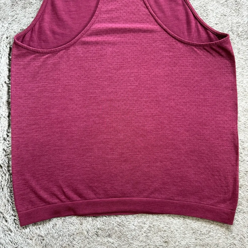 Athleta Seamless Essence Tank Sz S Red/Maroon - Image 8