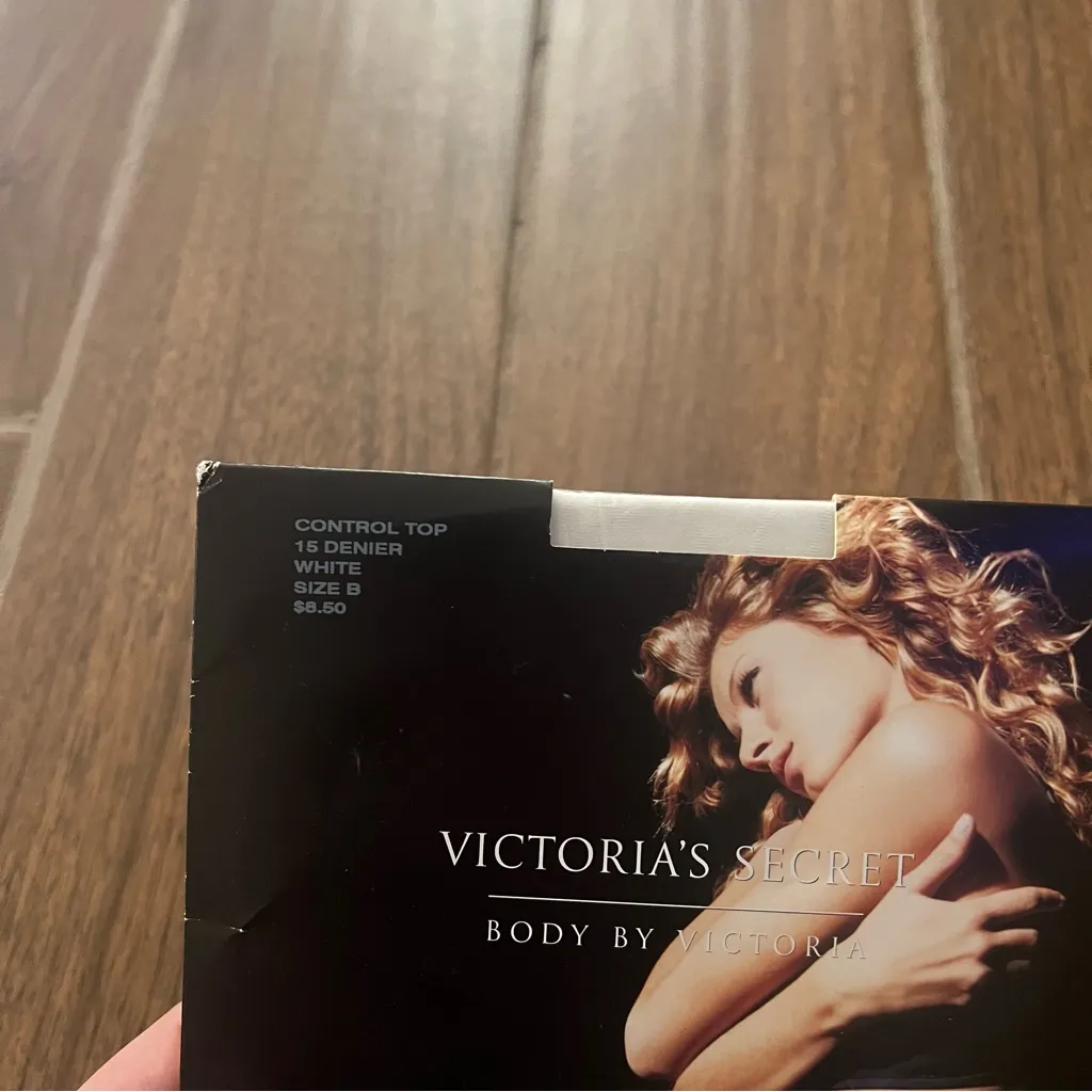 Victorias Secret Body by Victoria pantyhose - Image 2