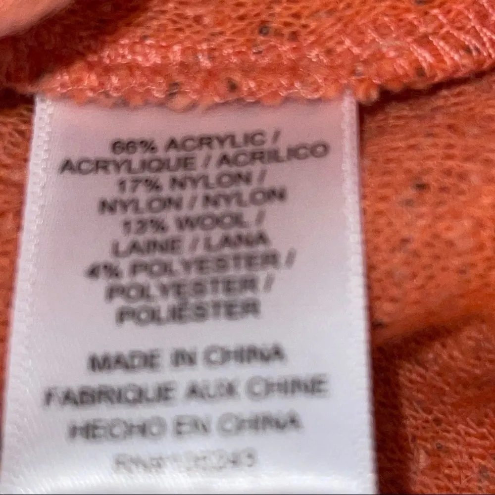 SOUL CAKE SUPER SOFT CROPPED SWEATER MEDIUM - Image 6