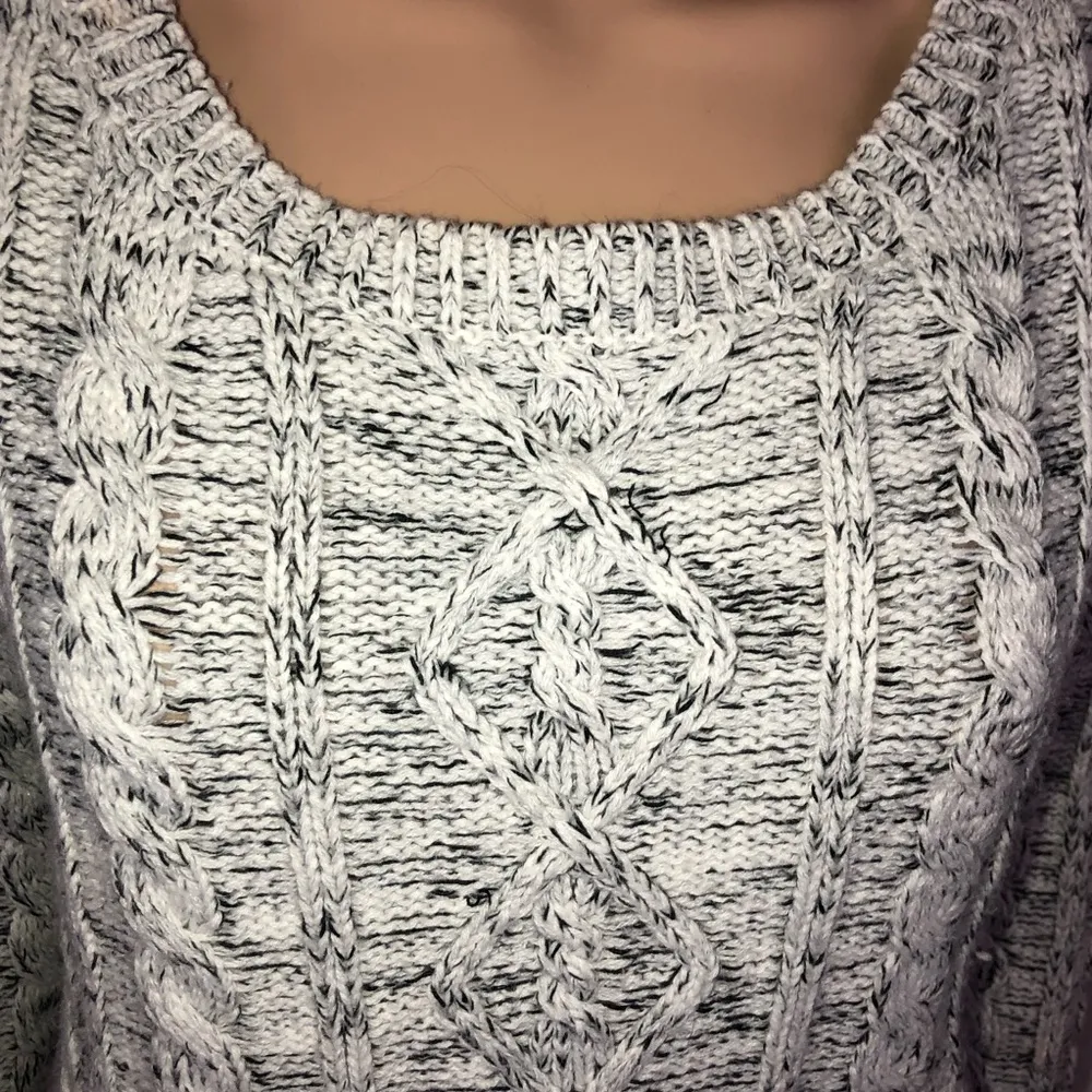 Wet Seal  marled crop sweater - Image 2