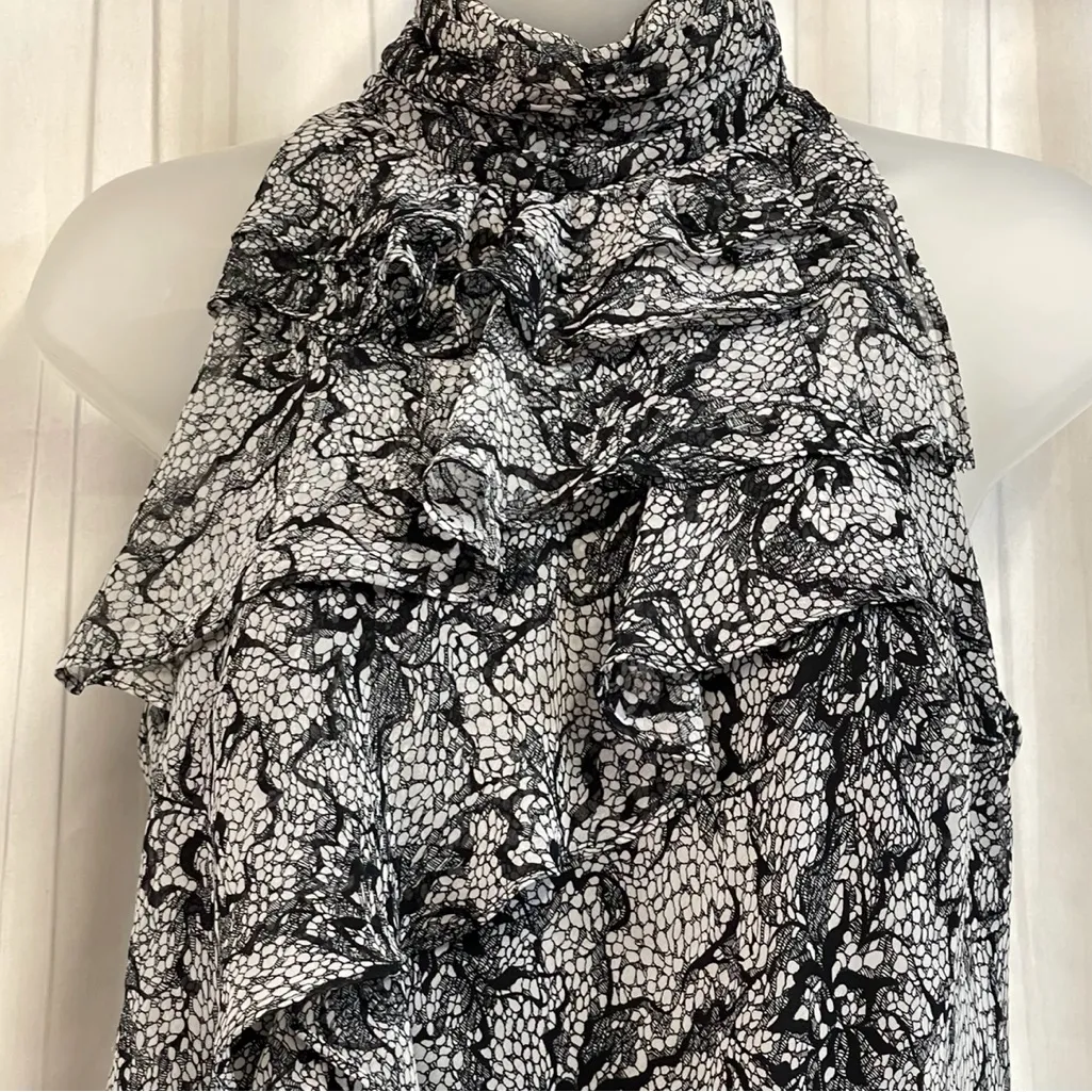 Bisou Bisou Black and White Ruffled Blouse - Image 2