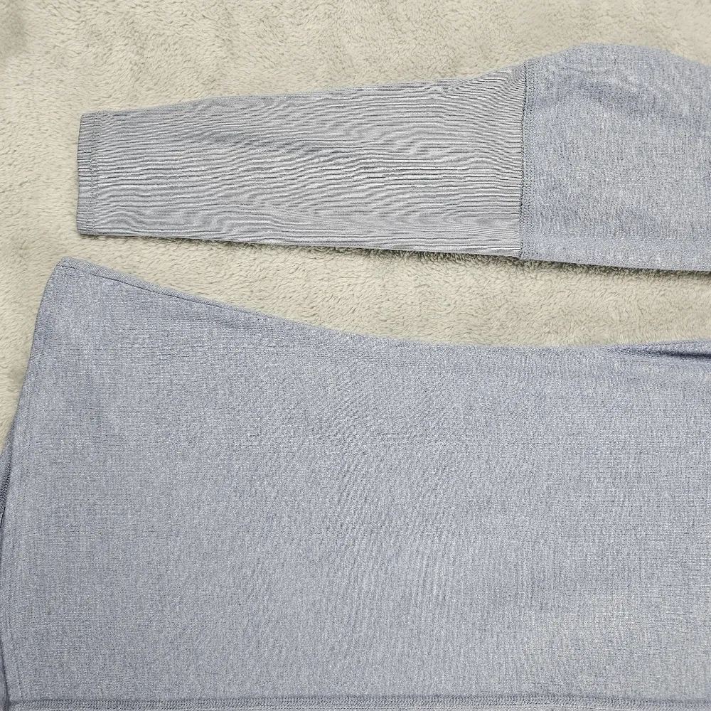 Marmot Jayla Long Sleeve V-Neck T-Shirt Dusk Heather Blue Women's Size Medium - Image 6