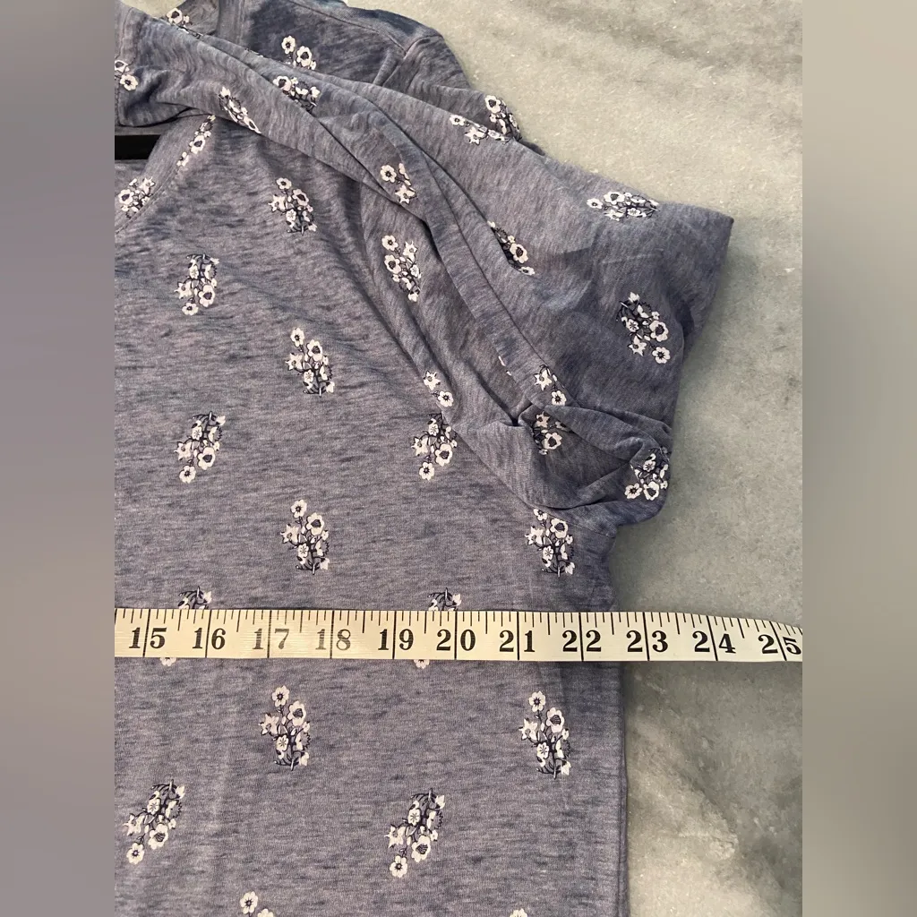 NWT C&C California Size 1X Blue Floral Lightweight Long Sleeve Burnout Tee Shirt - Image 9