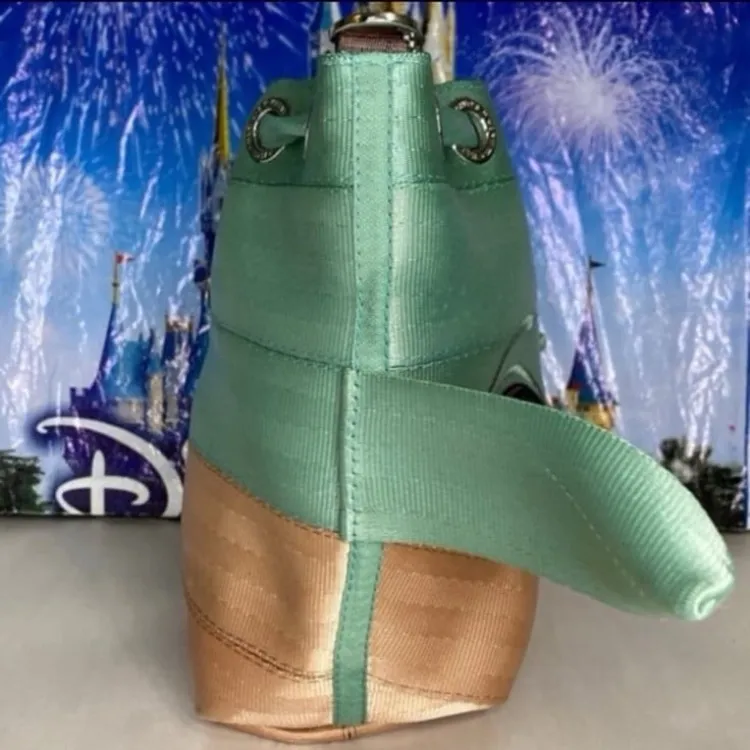 Disney parks x Harvey’s Star Wars Mandalorian Grogu baby Yoda mini park hopper Green - Image 8