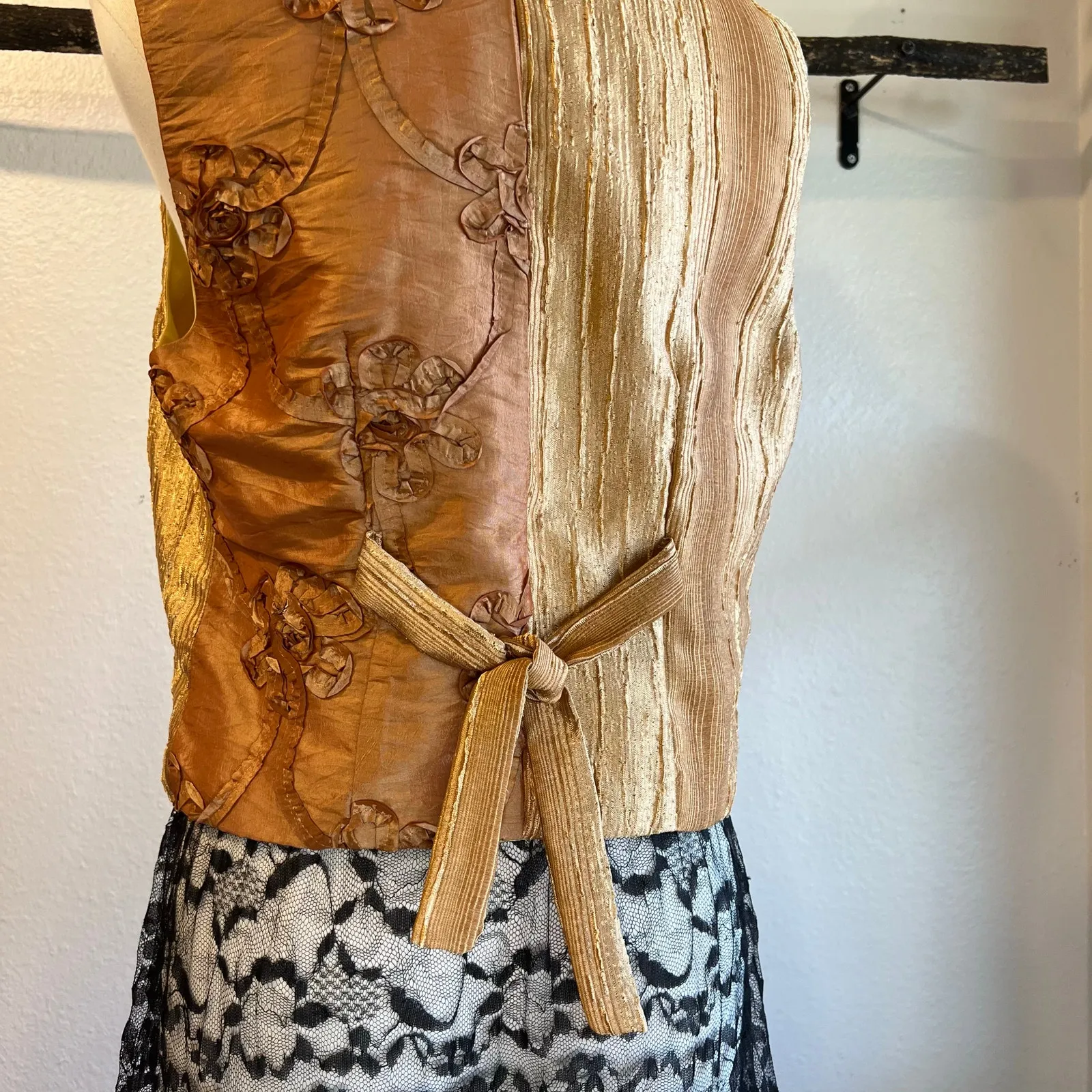 Handmade Vintage Golden Yellow Textured Floral Blouse Vest Top Size Small Gold - Image 4