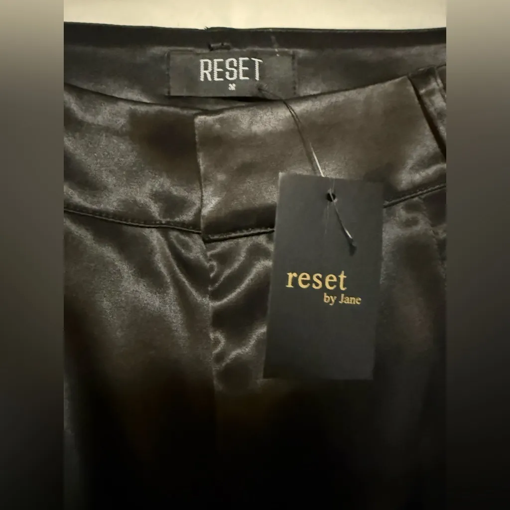 RESET By Jane Black Satin Cargo Wide Leg Pants Size Medium - Image 6