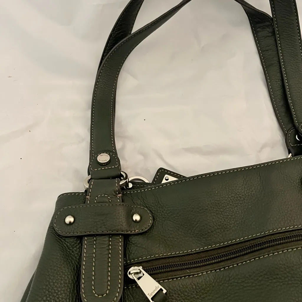 Tignanello Olive Green Leather Shoulder Bag - Image 10