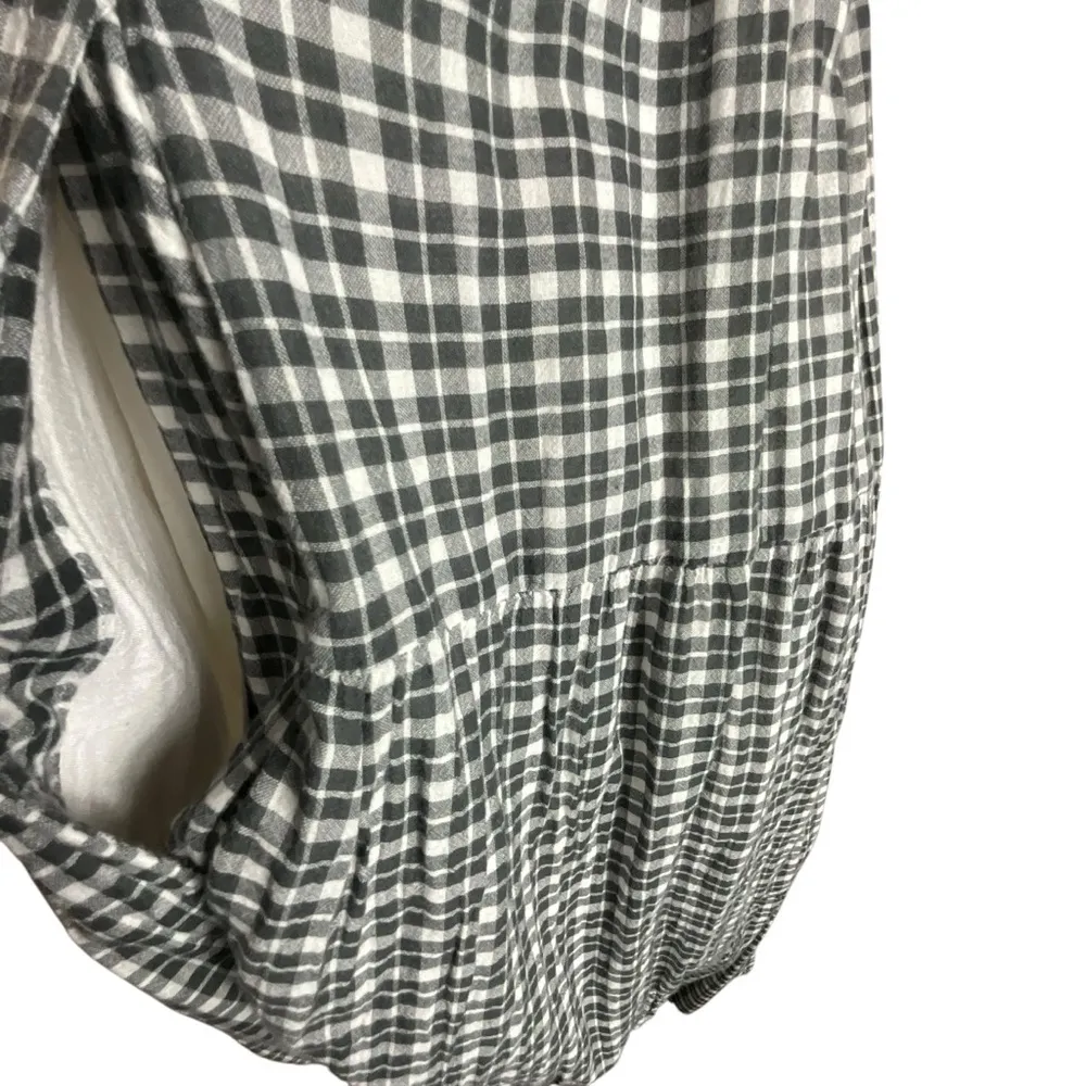 Abercrombie & Fitch Plaid Black and White Tie Shoulder Smock Back Dress - Image 6