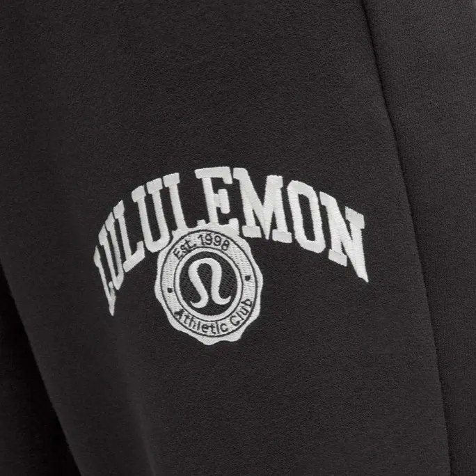 Lululemon  NWT Scuba Mid Rise Oversized Fleece Joggers Graphic Black Size S - Image 5