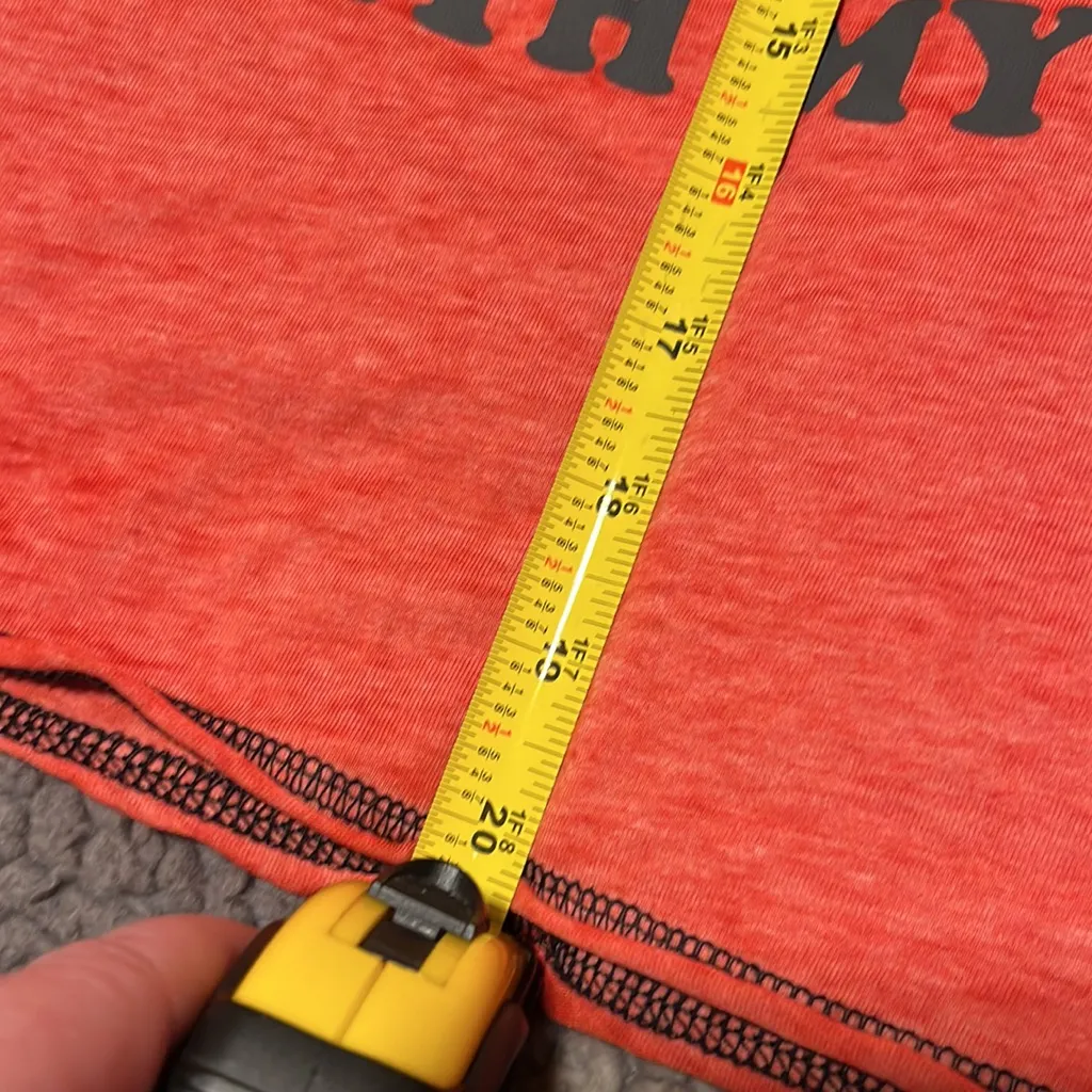 Disney Women’s Mickey and Pluto T Shirt Medium - Image 10