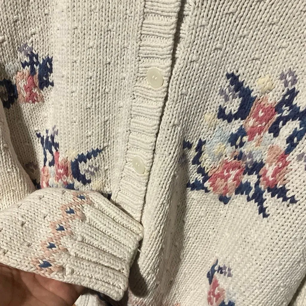 Vintage cape isle knitters embroidered by hand granny core floral button front s - Image 6