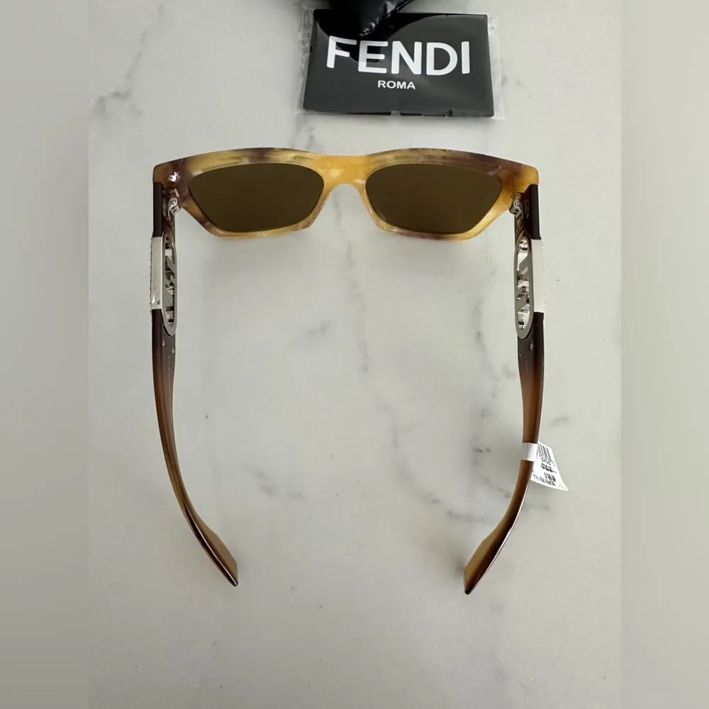 Fendi Crystal Embellished Square Frame Sunglasses - Image 4