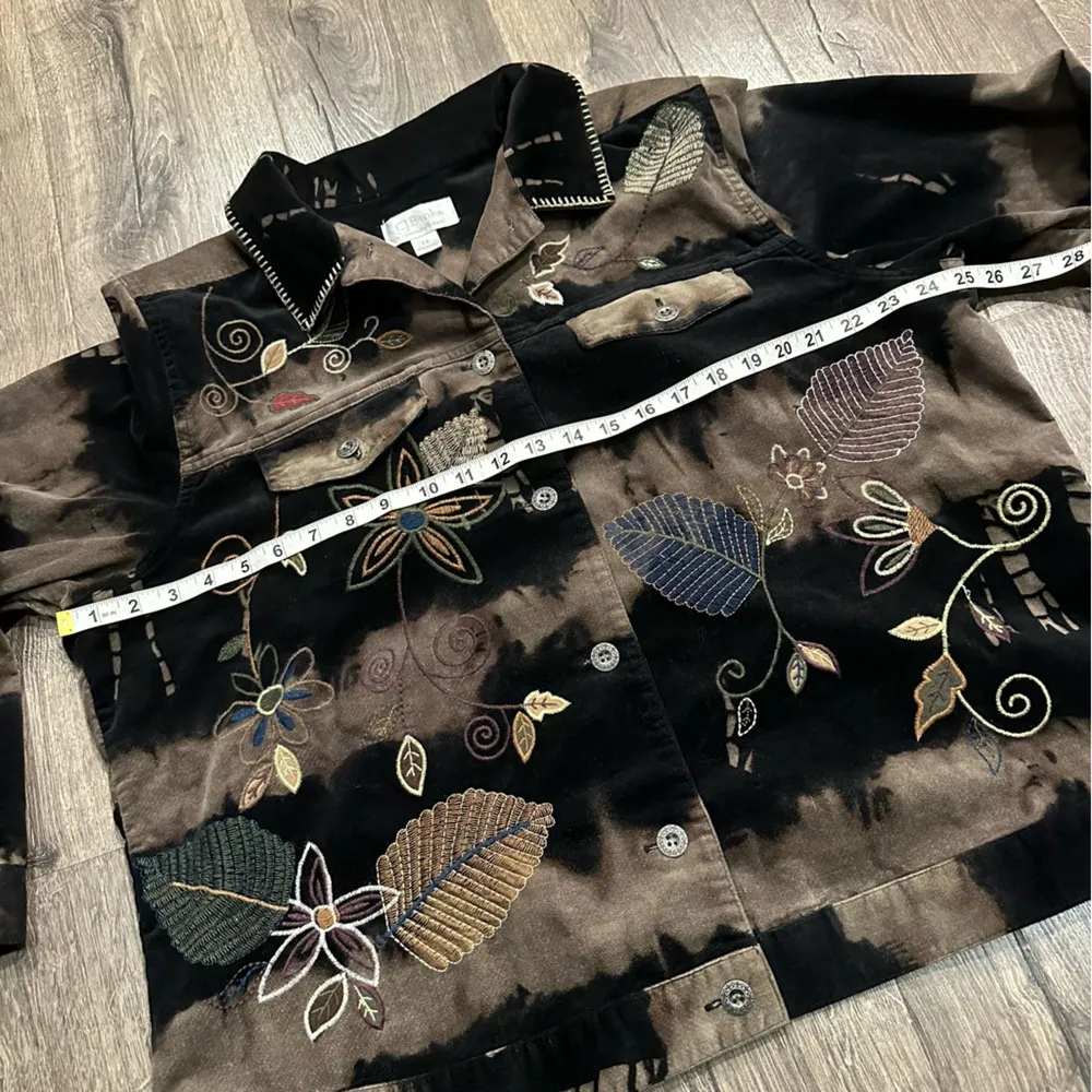 CHRISTOPHER & BANKS Women's Velvety Embroidered Floral Jacket Boho 1X Dark Goth - Image 8