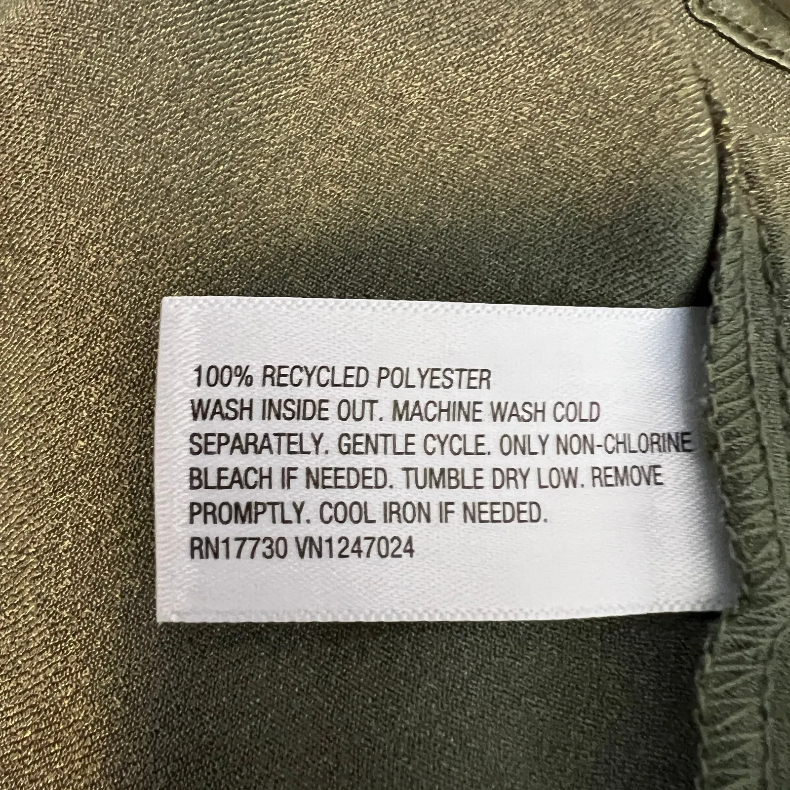 Ava & Viv Women's Green Flared Long Sleeve Satin Blouse - Size 2X - NWT - Image 6