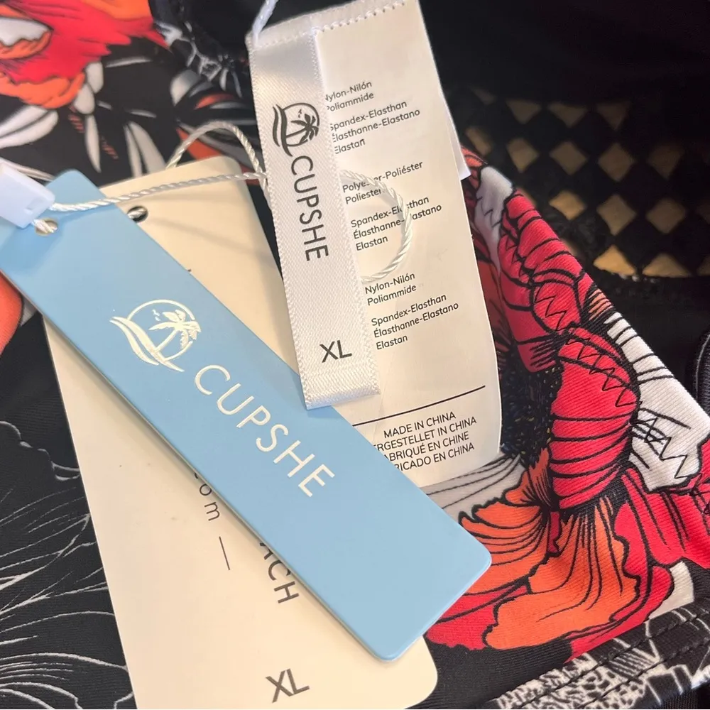 Cupshe Swimsuit Marina Floral One Piece Laser Cut Strappy XL New - Image 8