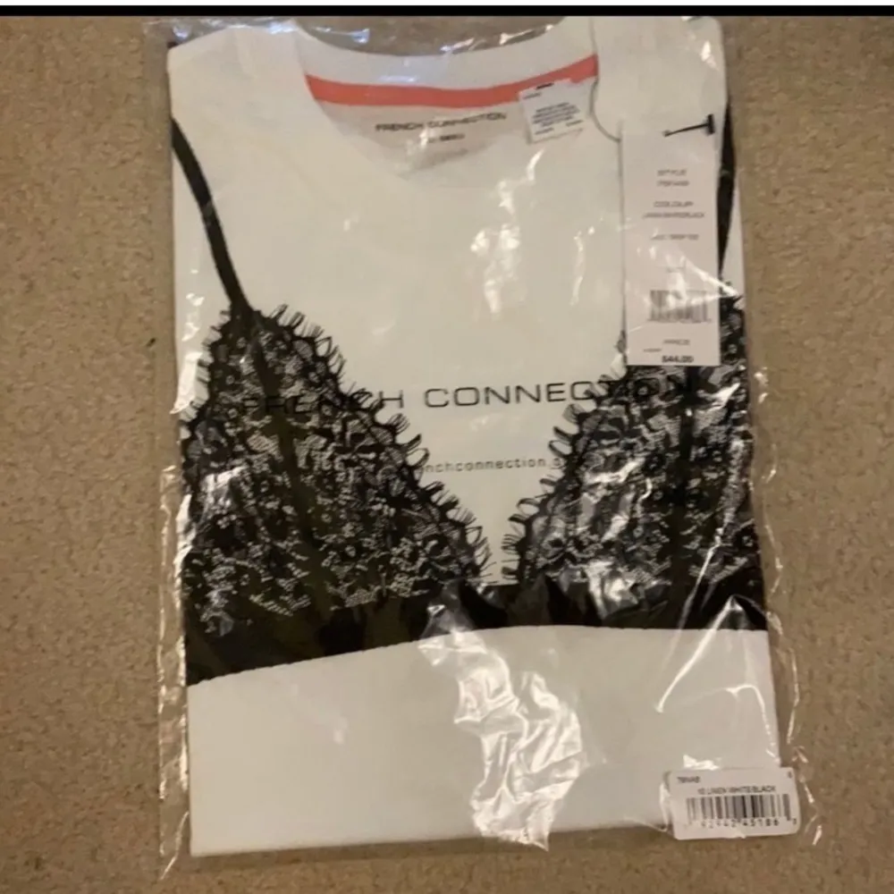 Lace bralette crop tee. Xs - Image 6