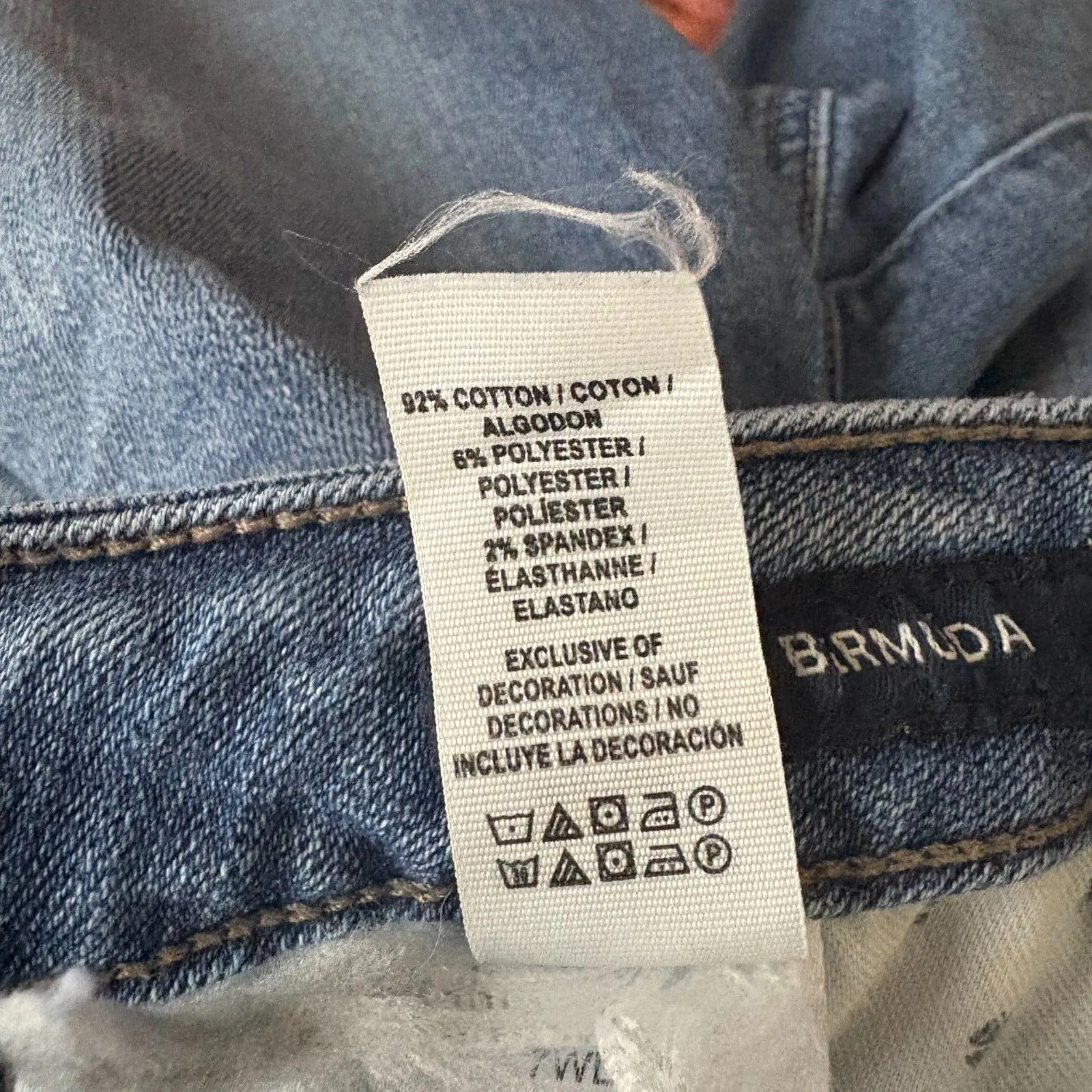 Lucky Brand The Bermuda Mid Rise Distressed Jean Shorts Blue Denim Womens Size 4 - Image 5