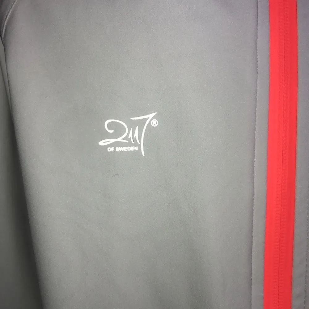 Environmental friendly eco 2117 of Sweden size 38 running jacket windbreaker​​ - Image 2