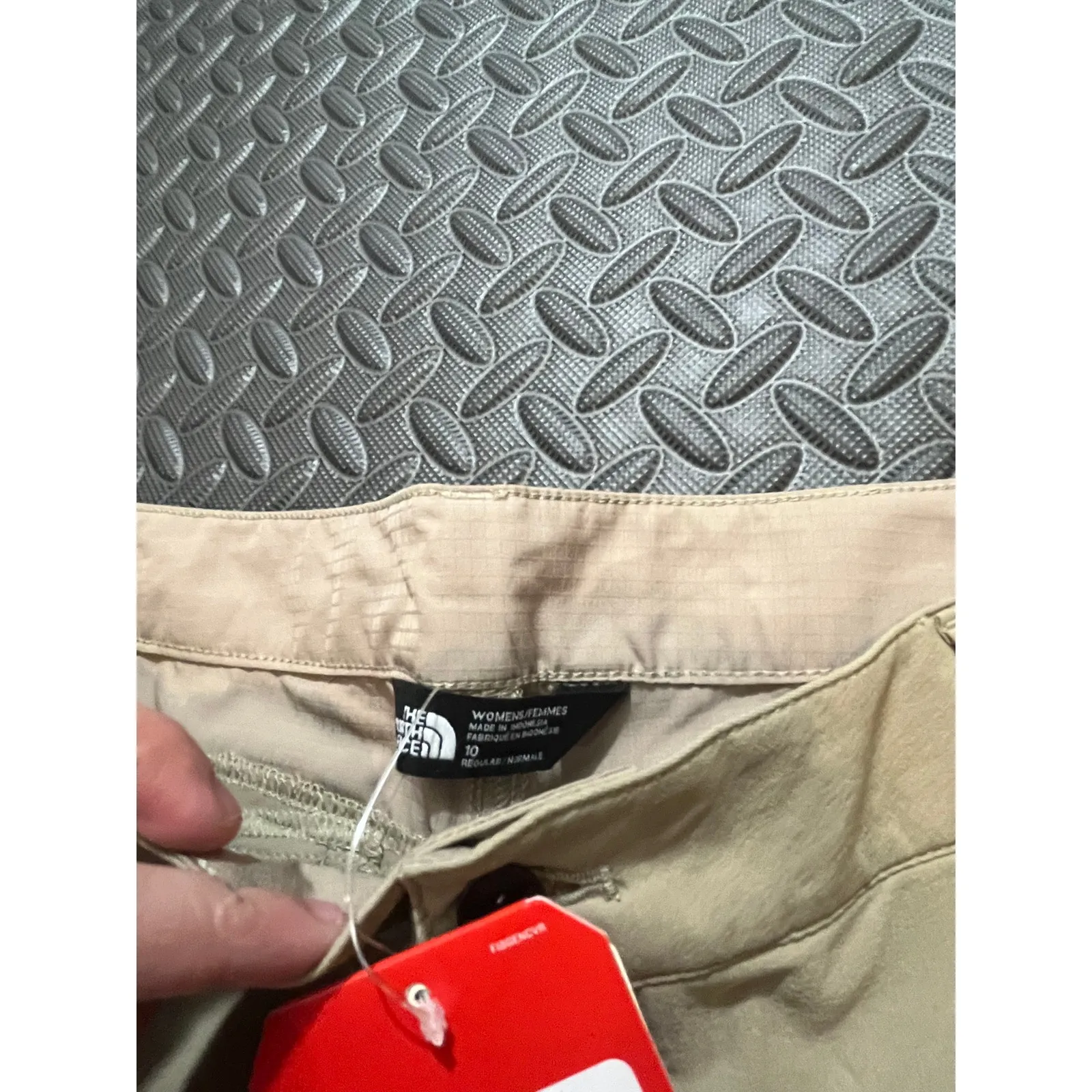 NWT THE NORTH FACE Women’s Wandur Hike Short Dune Beige Size‎ 10 Hiking Outdoors - Image 5