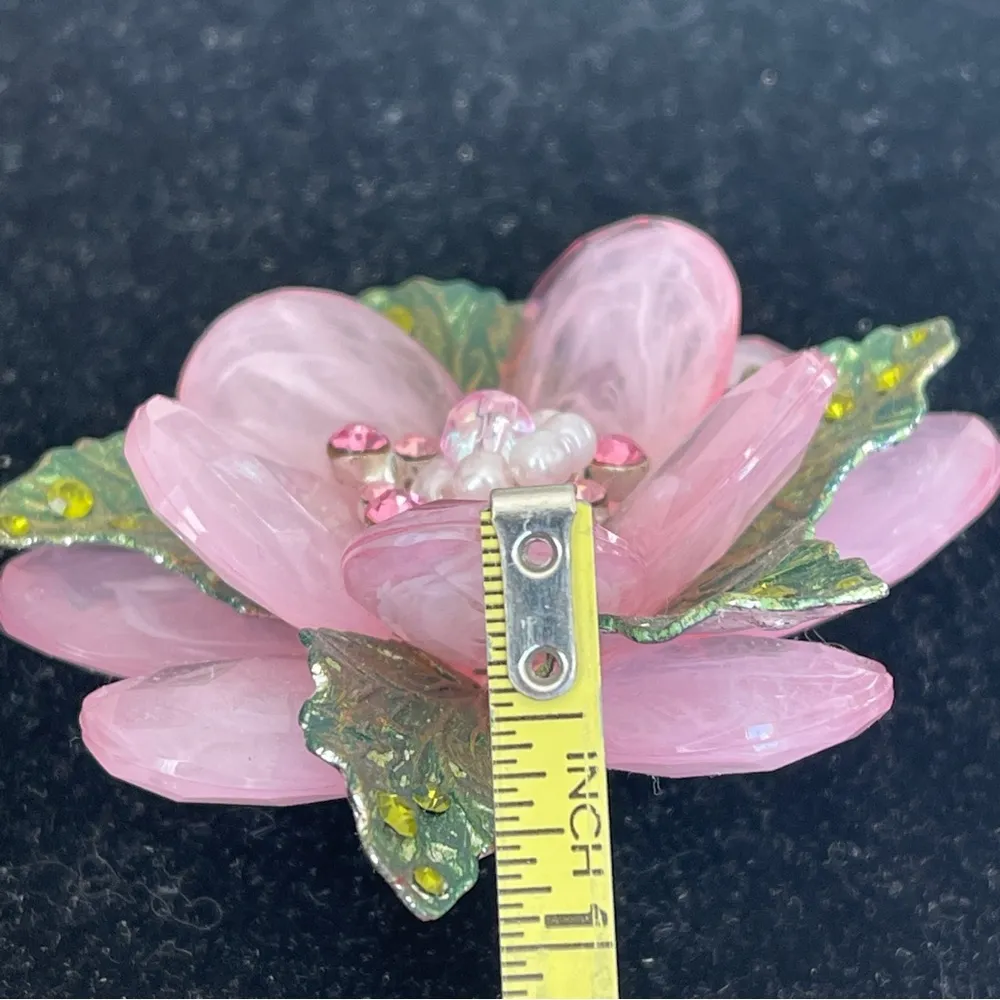 Rare Vintage 3D Pink Resin With Rhinestone Pearls Flower Brooch - Image 5
