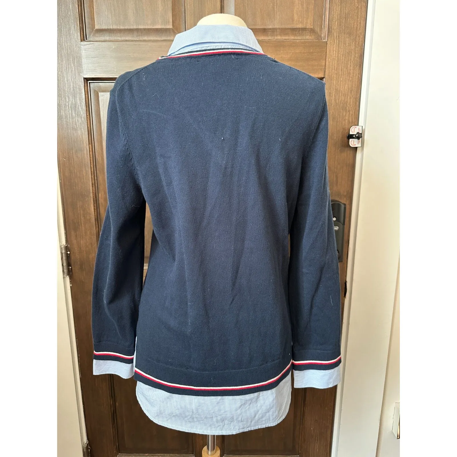 Tommy Hilfiger  Blue Sweater V Neck with Collared Shirt Size Large - Image 4