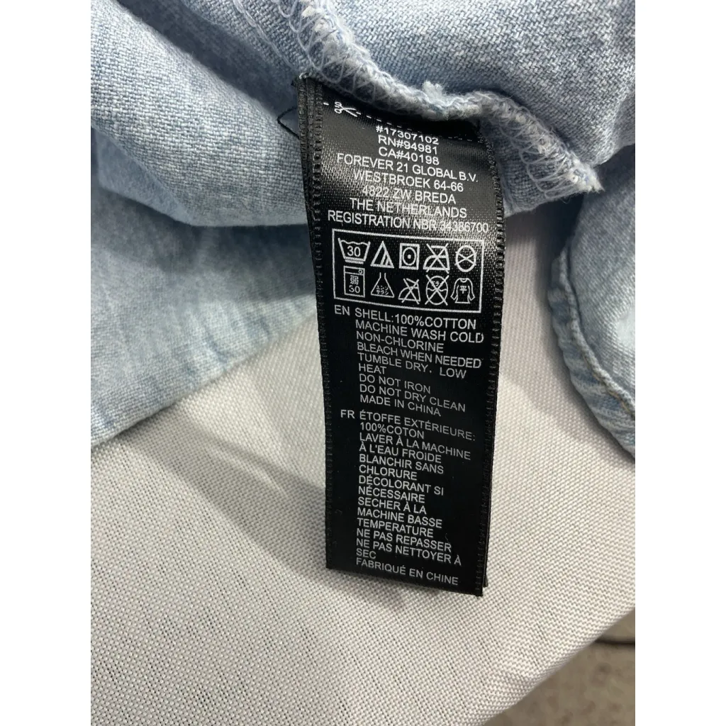 Womans Forever 21 XS Denim Button Down Long Sleeve Studded Shirt - Image 4