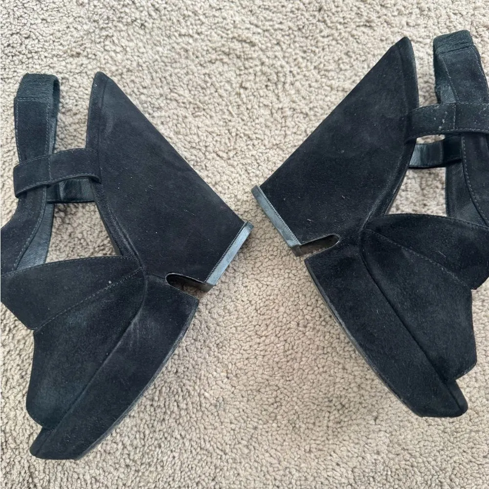 YSL  suede wedge 38.5 great loved condition - Image 2
