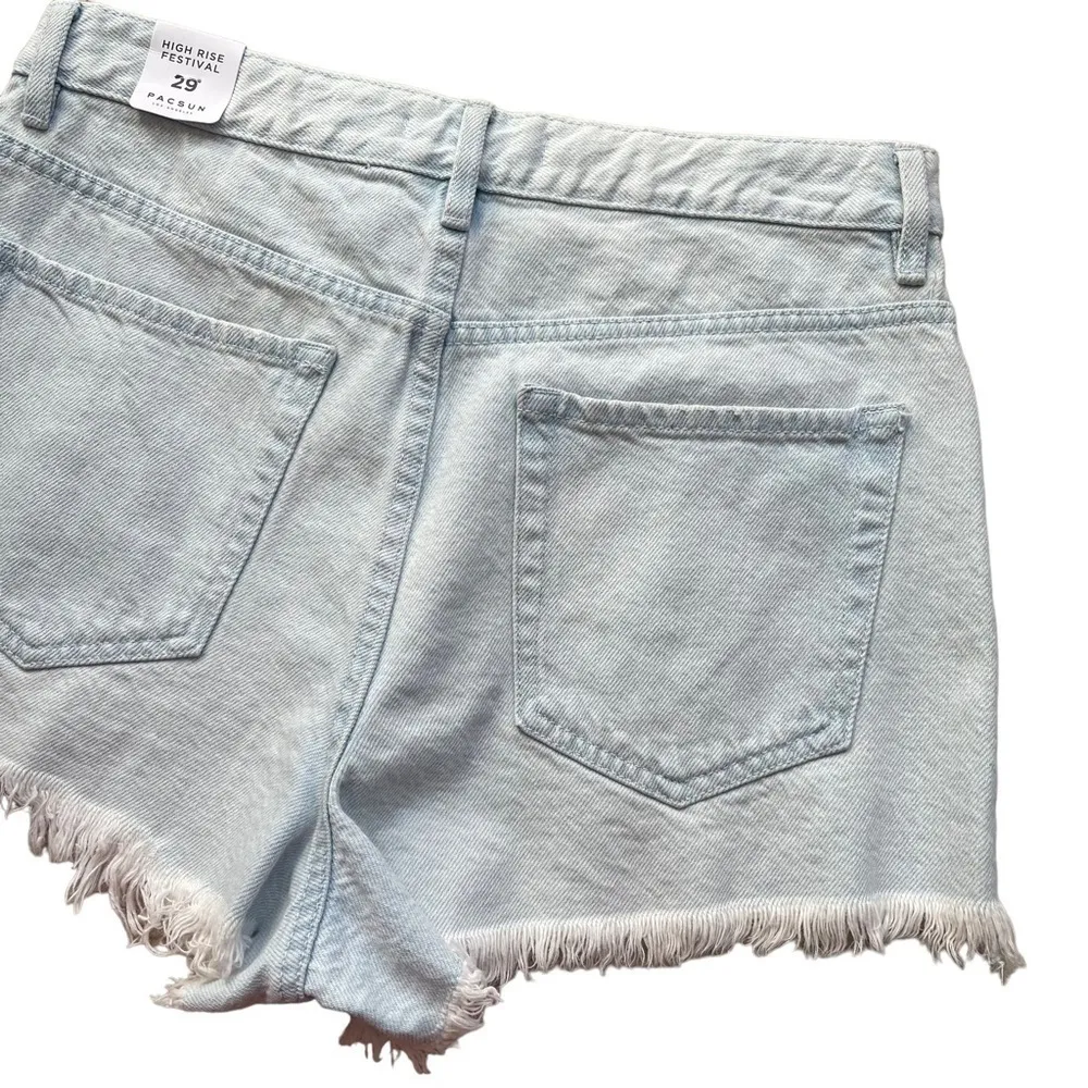 PacSun Women’s Light Blue Wash High Waisted Denim Festival Shorts Size 29 Frayed - Image 7