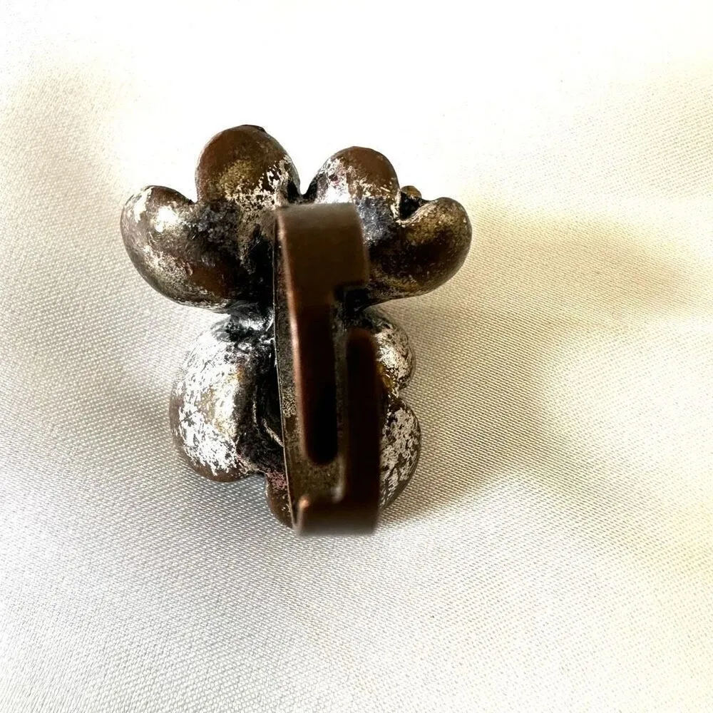 Faux pearl flower cluster cocktail ring - Image 5