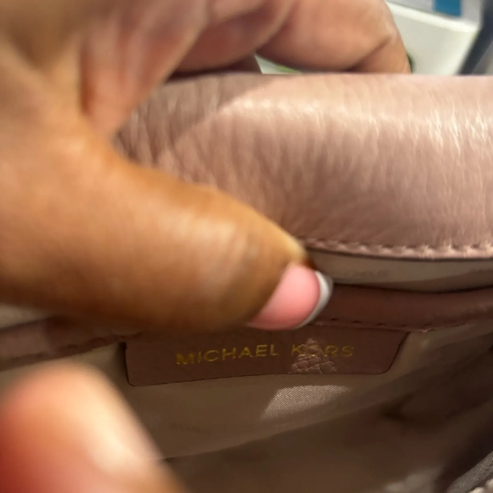 MICHAEL KORS Women's Mott Pale Pink Leather Half-Dome Crossbody Bag - Image 8