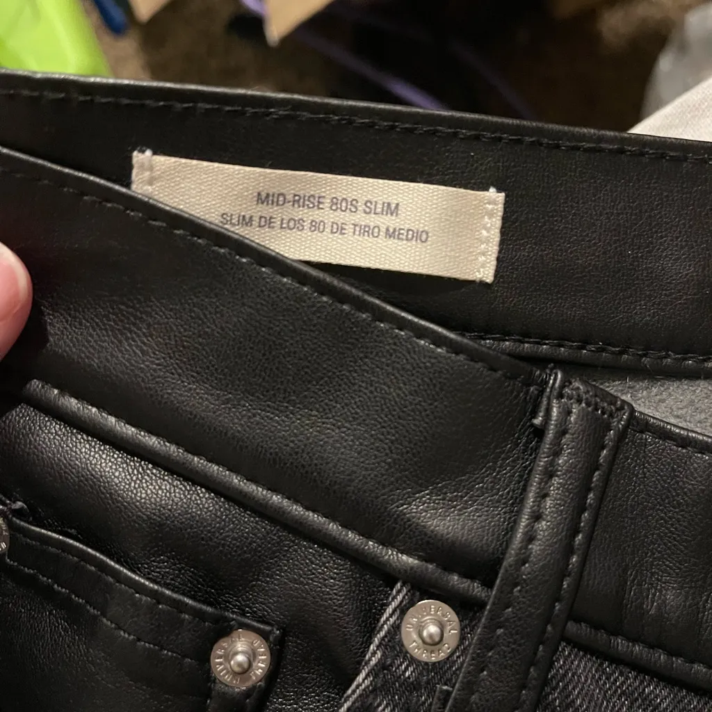 Universal Thread Target Mid Rise 80s Slim Two Tone Black Jeans Faux Leather 2R - Image 5