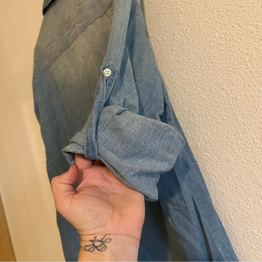 Ellison Chambray Light Denim Button Down Shirt Size Medium - Image 7