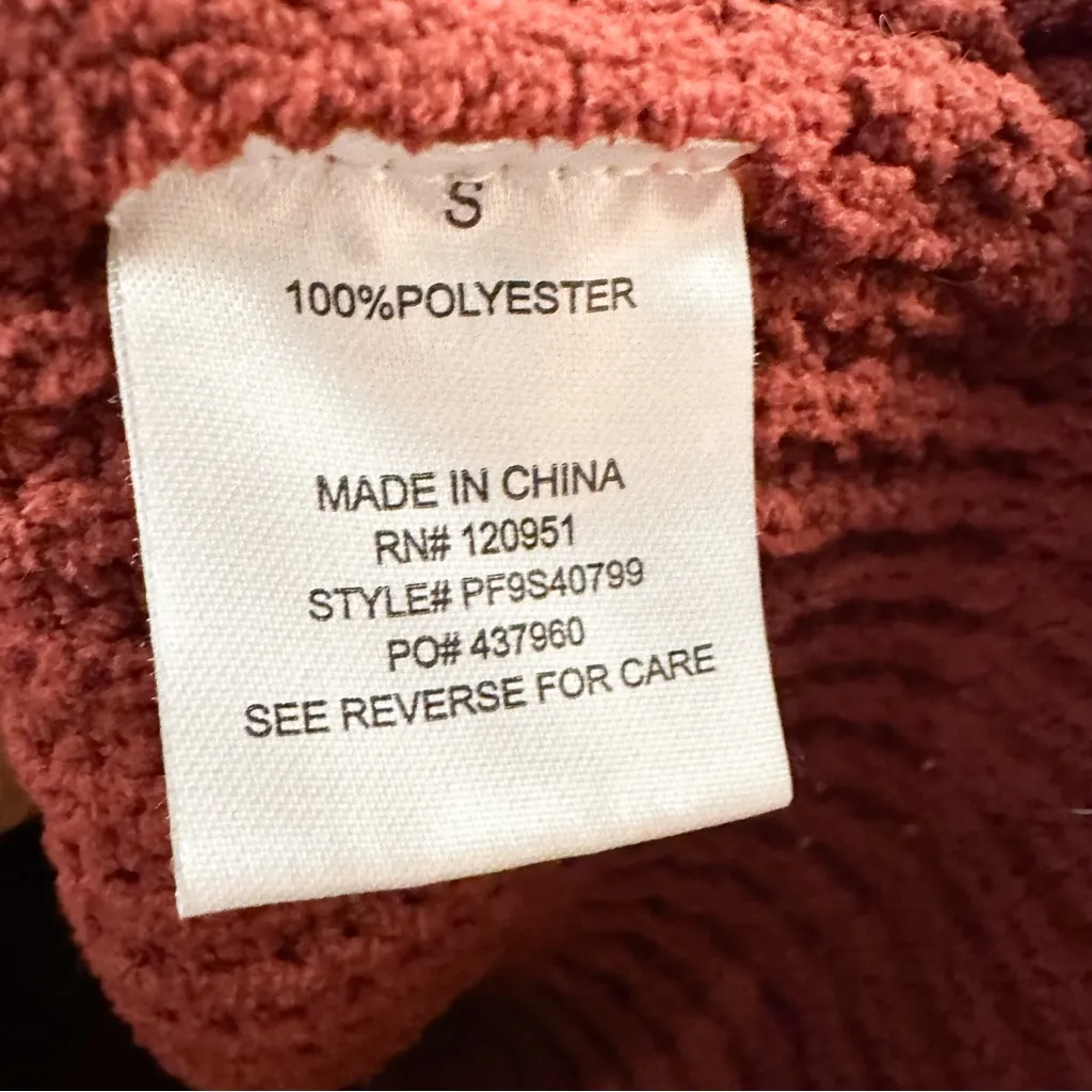 Hippie Rose V Neck Cardigan Sweater Burnt Red size Small - Image 5