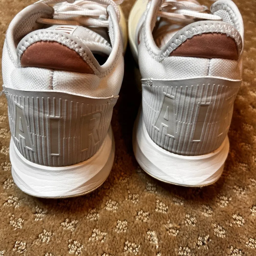 Nike Women's Size 7 Air Max Wildcard Shoes White / Rose Gold AO7353-066 - Image 9