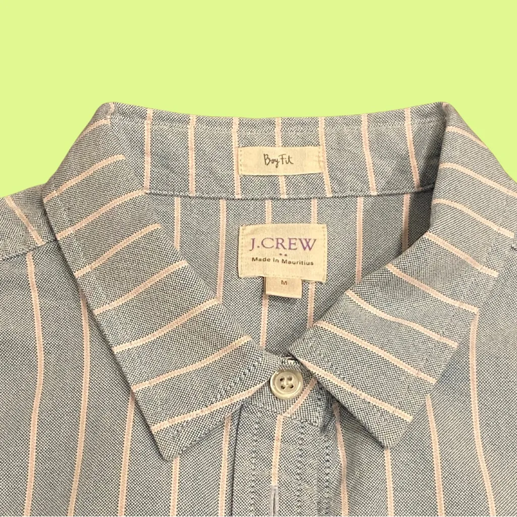 J.Crew blue and white striped button up shirt 🔥 - Image 2