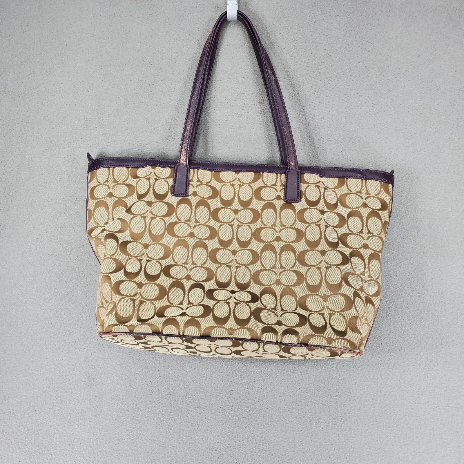 Coach 23465 Weekender Signature C Medium Zip Tote Khaki Jacquard Purple - Image 7