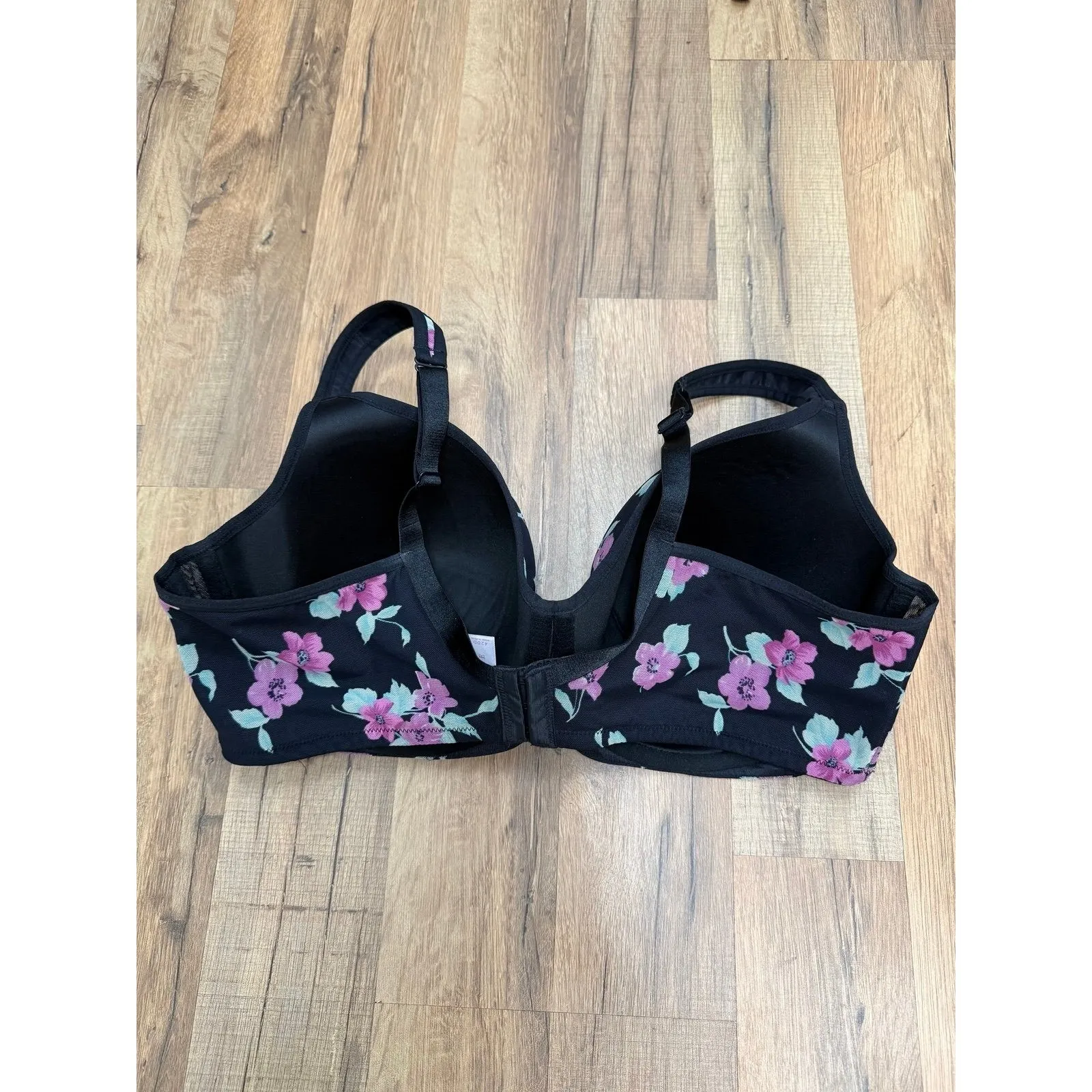 Cacique Full Coverage Black Floral Bra‎ 42DD - Image 3