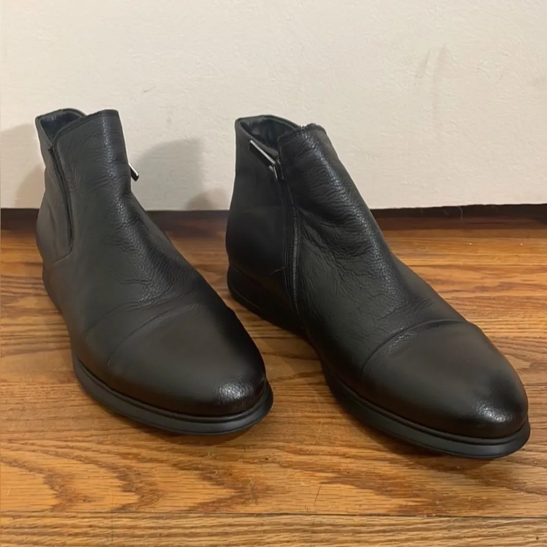 Baldinini Black Leather Faux Fur Lined Side Zip Ankle Boots Women's Size 42 - Image 2