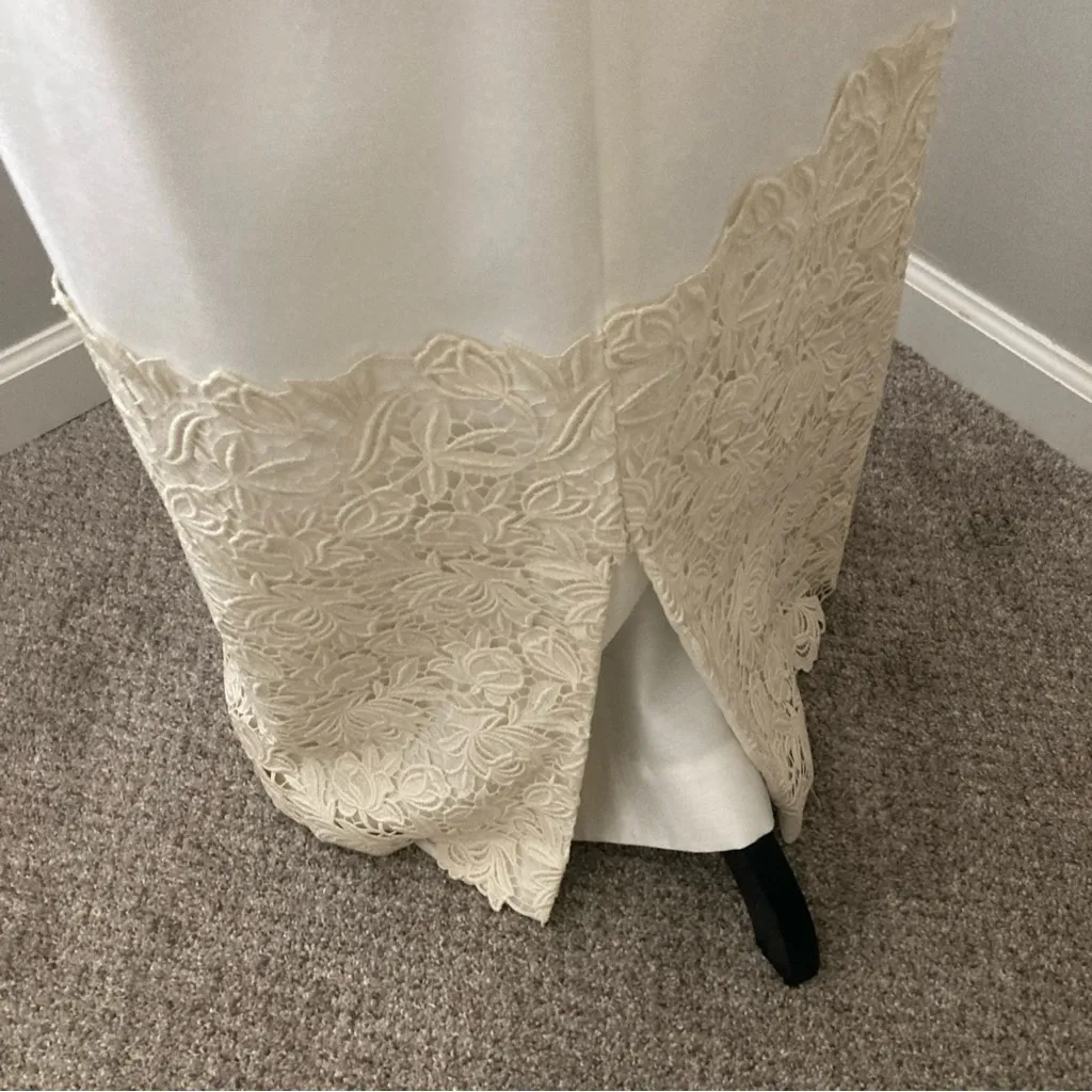 Vintage 1950’s Short Sleeved Ivory Linen Wedding Bridal Dress With Train - Image 12