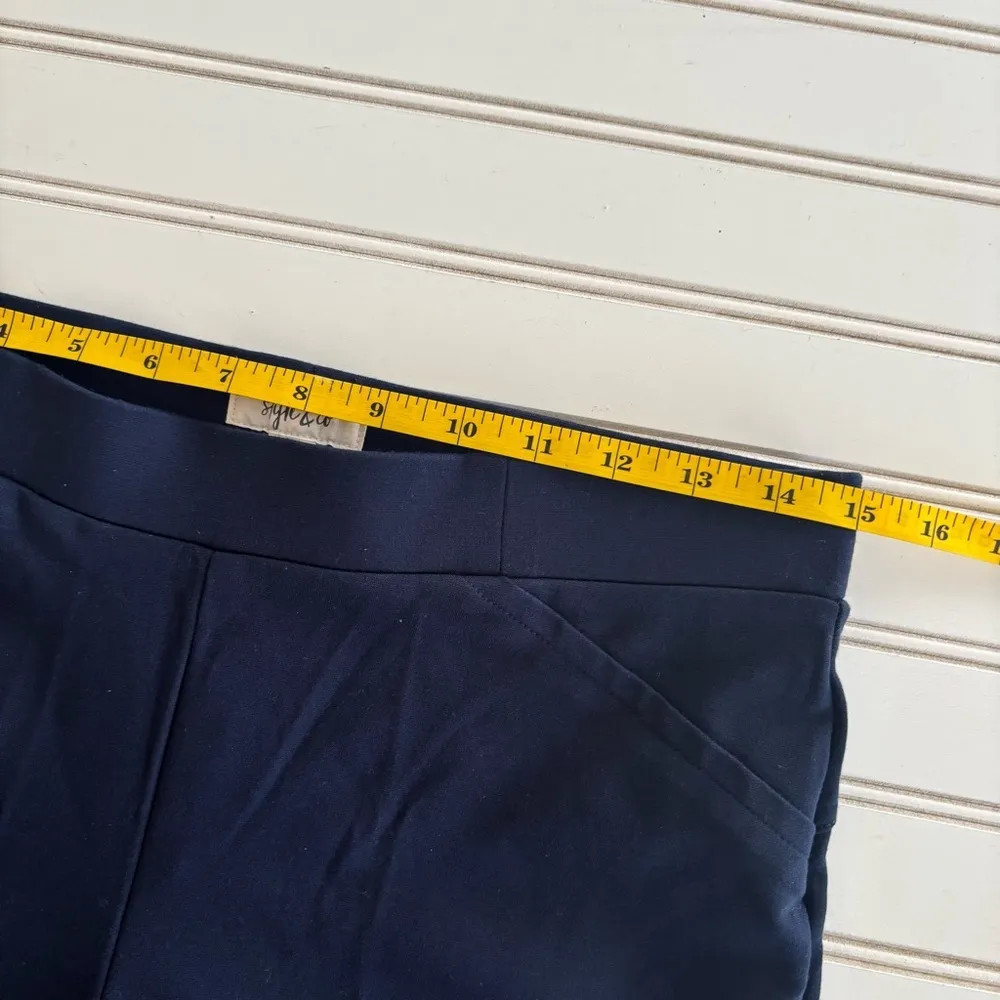 Style & Co. Pull on Straight Leg dress Pants Size M - Image 8