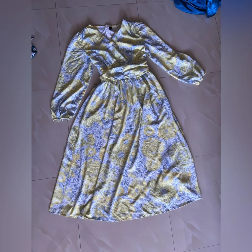 Dazy baby pink floral cami dress💗 Yellow Size M - Image 6