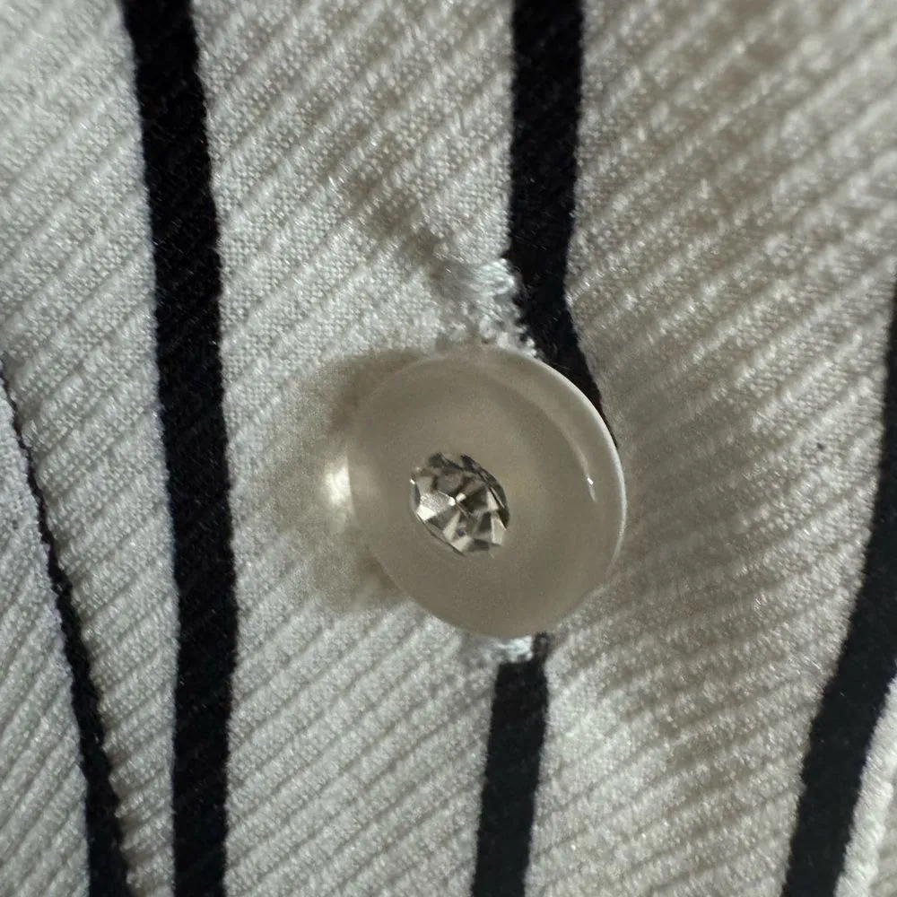 2*‎ new Vneck Henley portofino shirt Ivory blue vertical stripes M bundle White Size M - Image 4