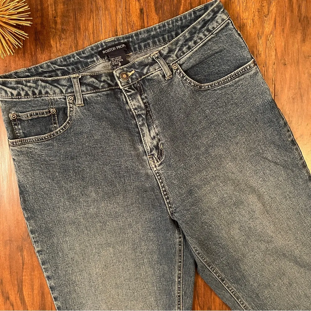 Boston Proper Relaxed Fit Boot Cut Jeans Medium Wash Size 10 - Image 5