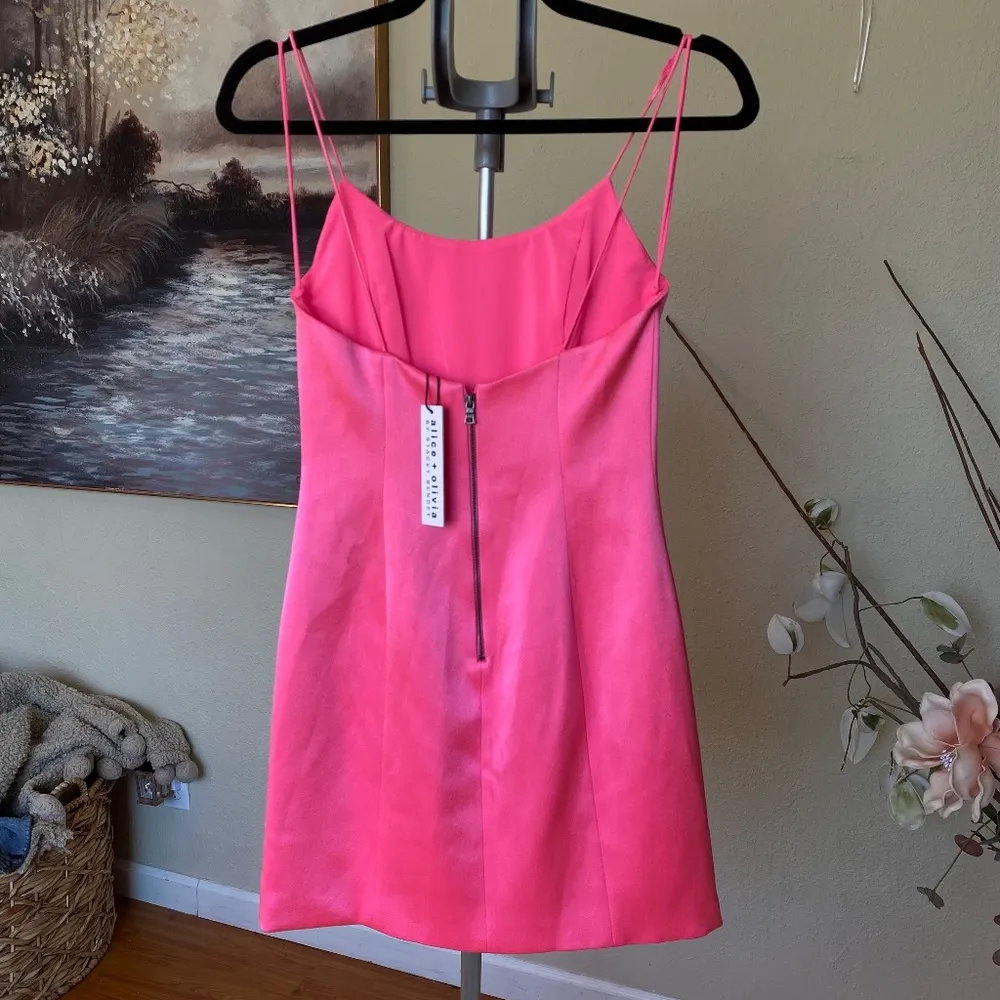 NWT Alice + Olivia Nelle Mini Dress in Barbie Neon Pink Size 0 $265 - Image 7