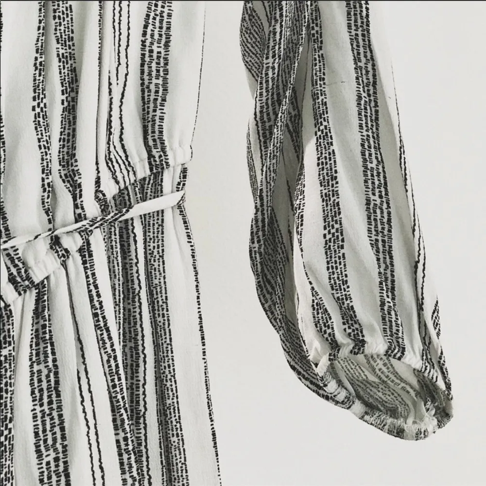 Honey Punch 3/4 sleeve Black & White striped dress - Image 5