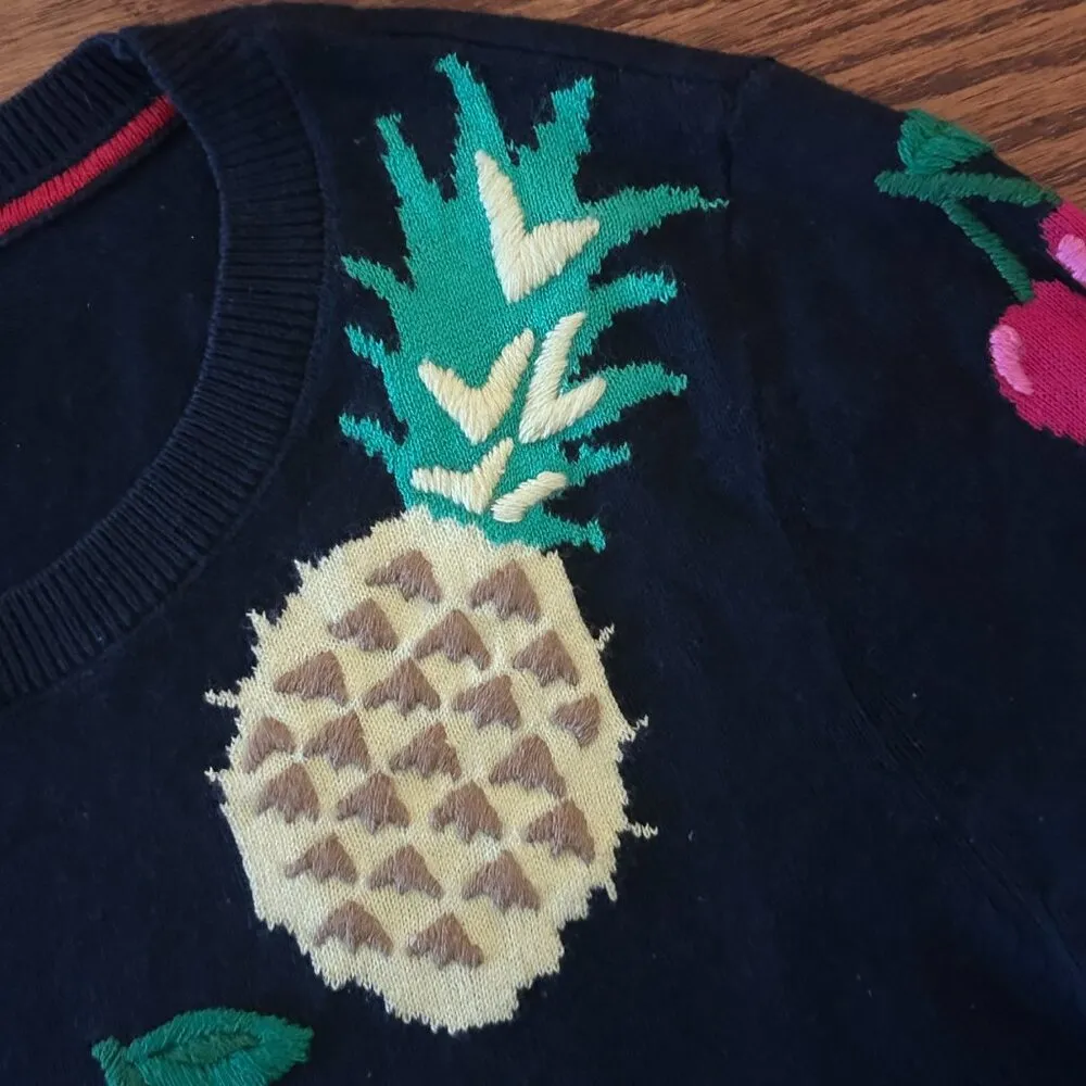 Talbots Women's Navy Blue Embroidered Fruit Knit Pullover Sweater Size Small - Image 4