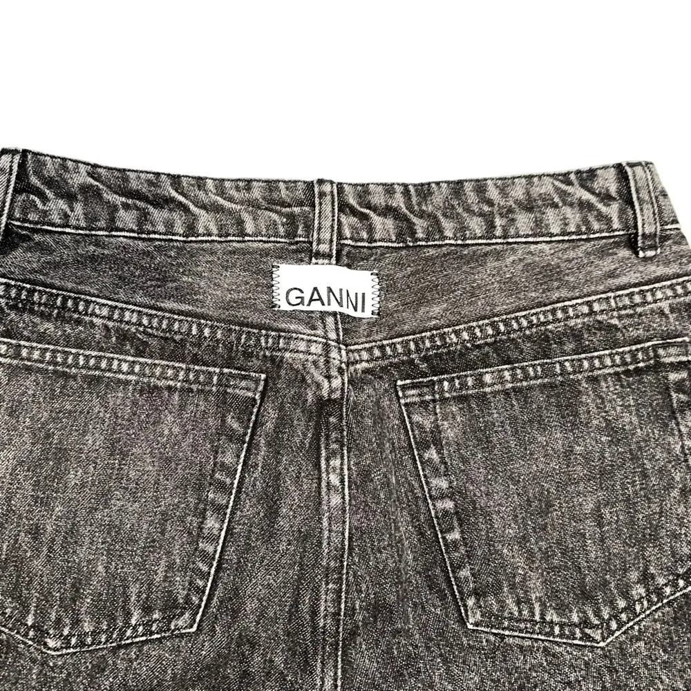 NWT GANNI Washed Denim High Waisted Black Jeans in Phantom 30 - Image 10