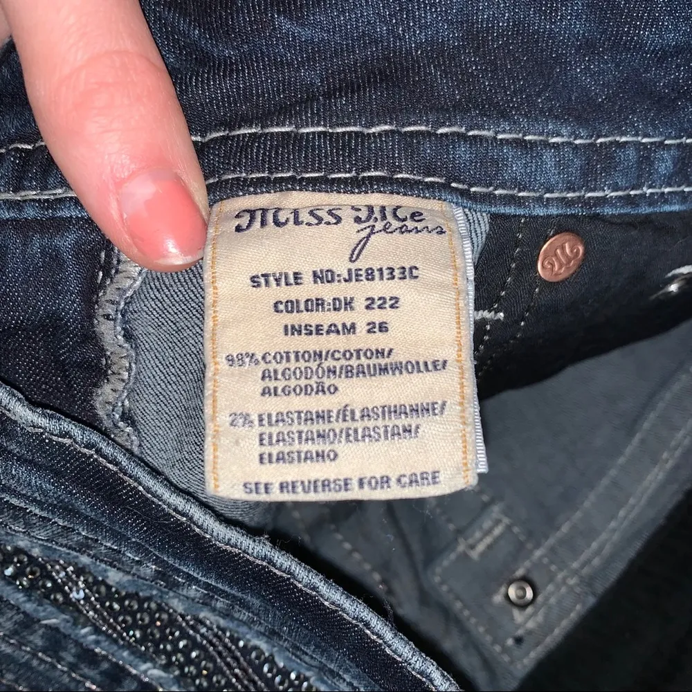 Miss Me Signature Cropped Bedazzled Rhinestone Jeans Size 25 Western/Rodeo - Image 16