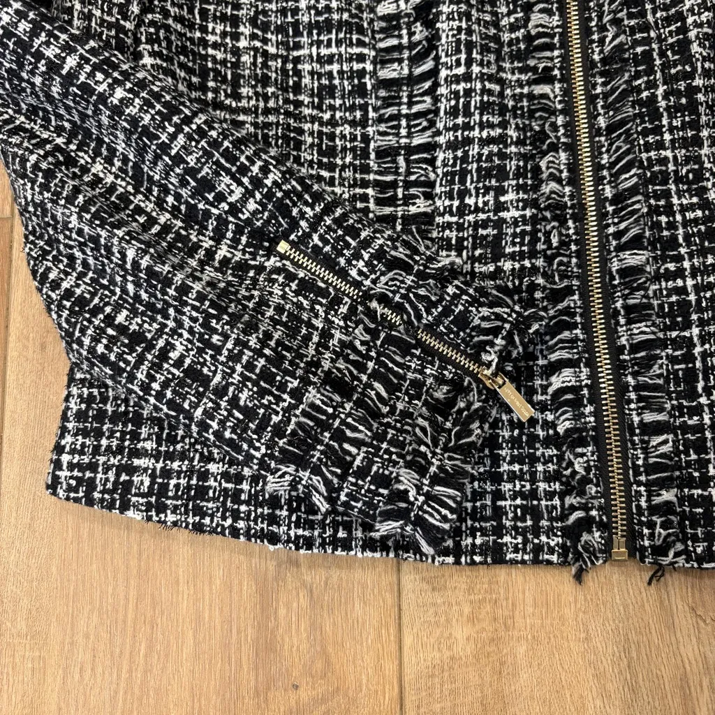 🌟KARL LAGERFELD🌟 COLLARLESS ZIP FRONT TWEED BOUCLE JACKET BLACK / WHITE SZ 10 - Image 5